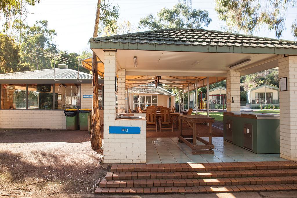 Crystal Brook Tourist Park Hotel Doncaster East Exterior foto